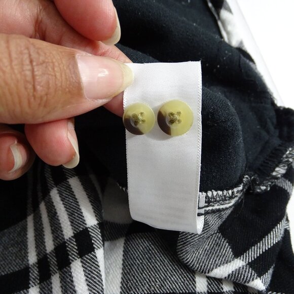 Jachs Girlfriend Black White Plaid Flannel Button Up Shirt Women Size S Pockets - Picture 6 of 12